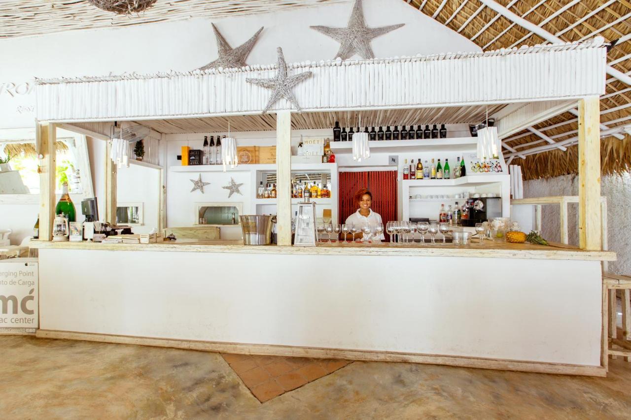 Aventura Village Los Corales Beach And Spa Пунта Кана Екстериор снимка