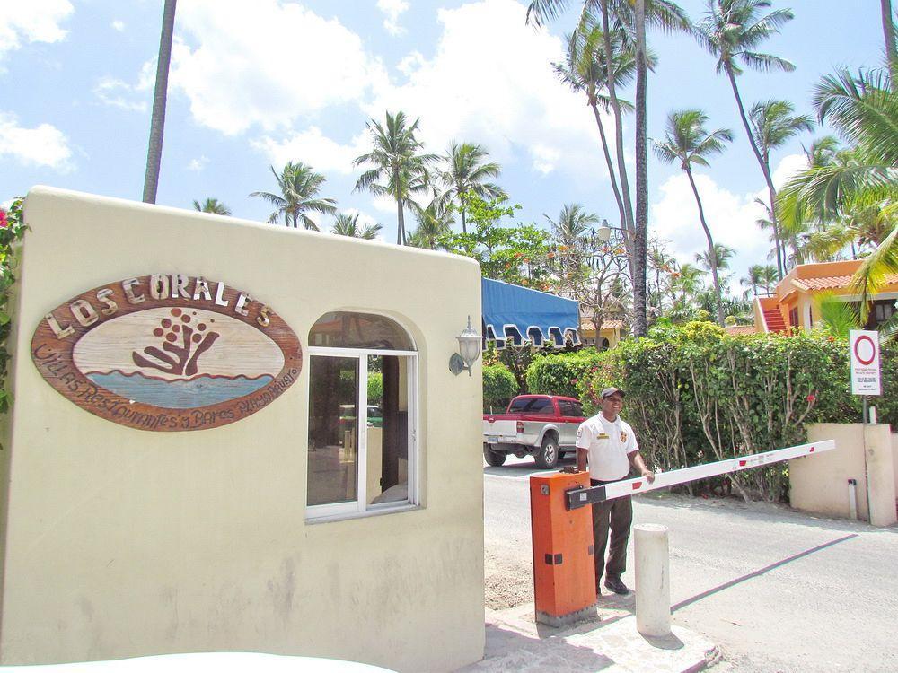 Aventura Village Los Corales Beach And Spa Пунта Кана Екстериор снимка