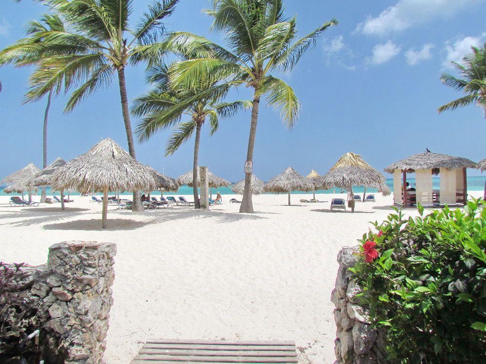 Aventura Village Los Corales Beach And Spa Пунта Кана Екстериор снимка